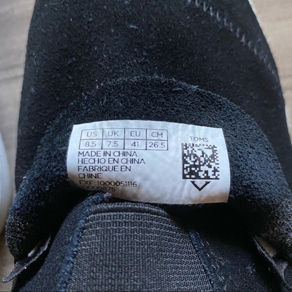 TOMS Men’s Suede Slip-on. - Picture 6 of 6